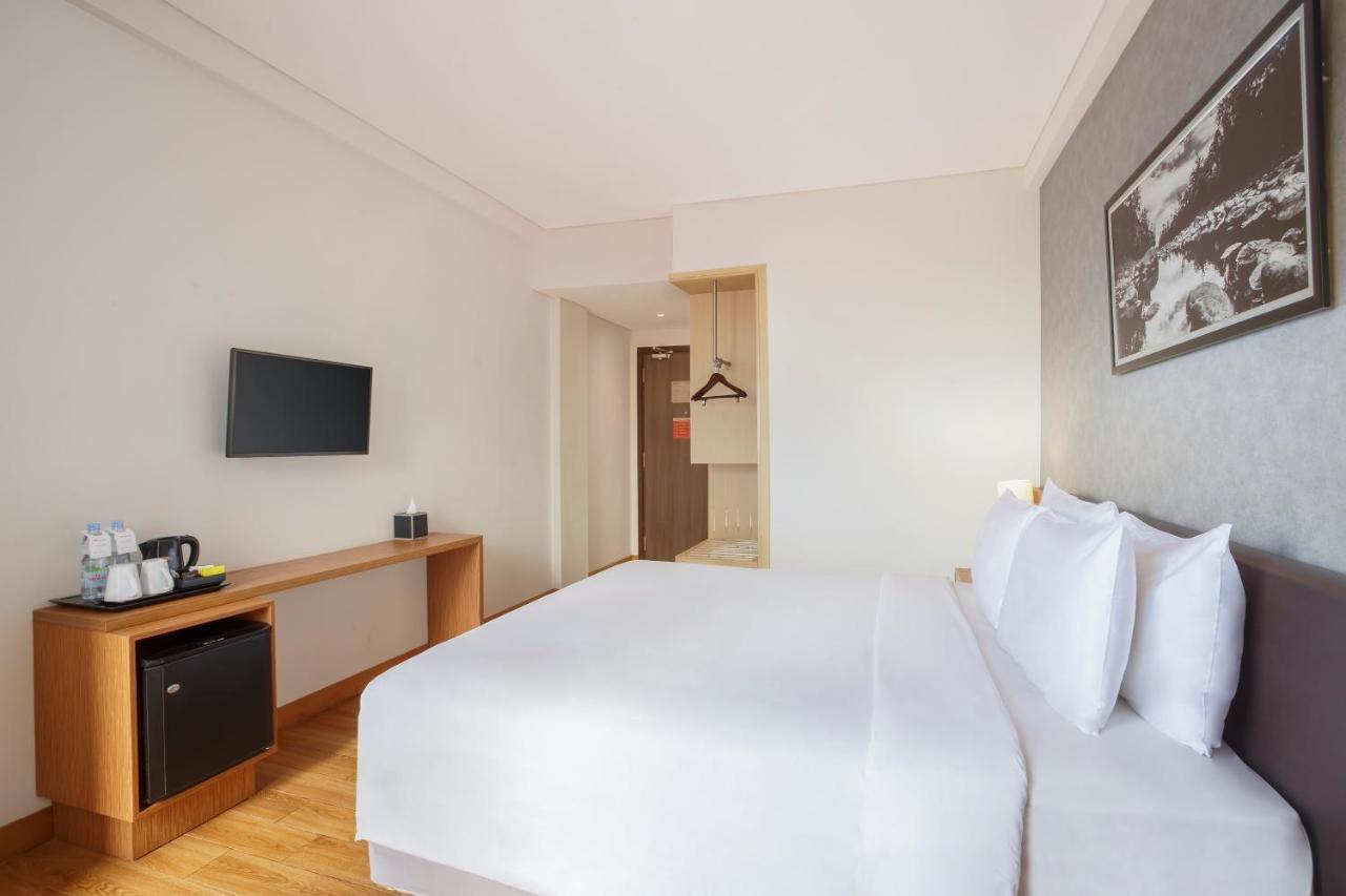 Swiss-Belinn Luwuk Exteriör bild