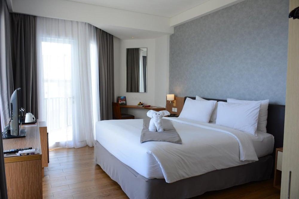 Swiss-Belinn Luwuk Exteriör bild