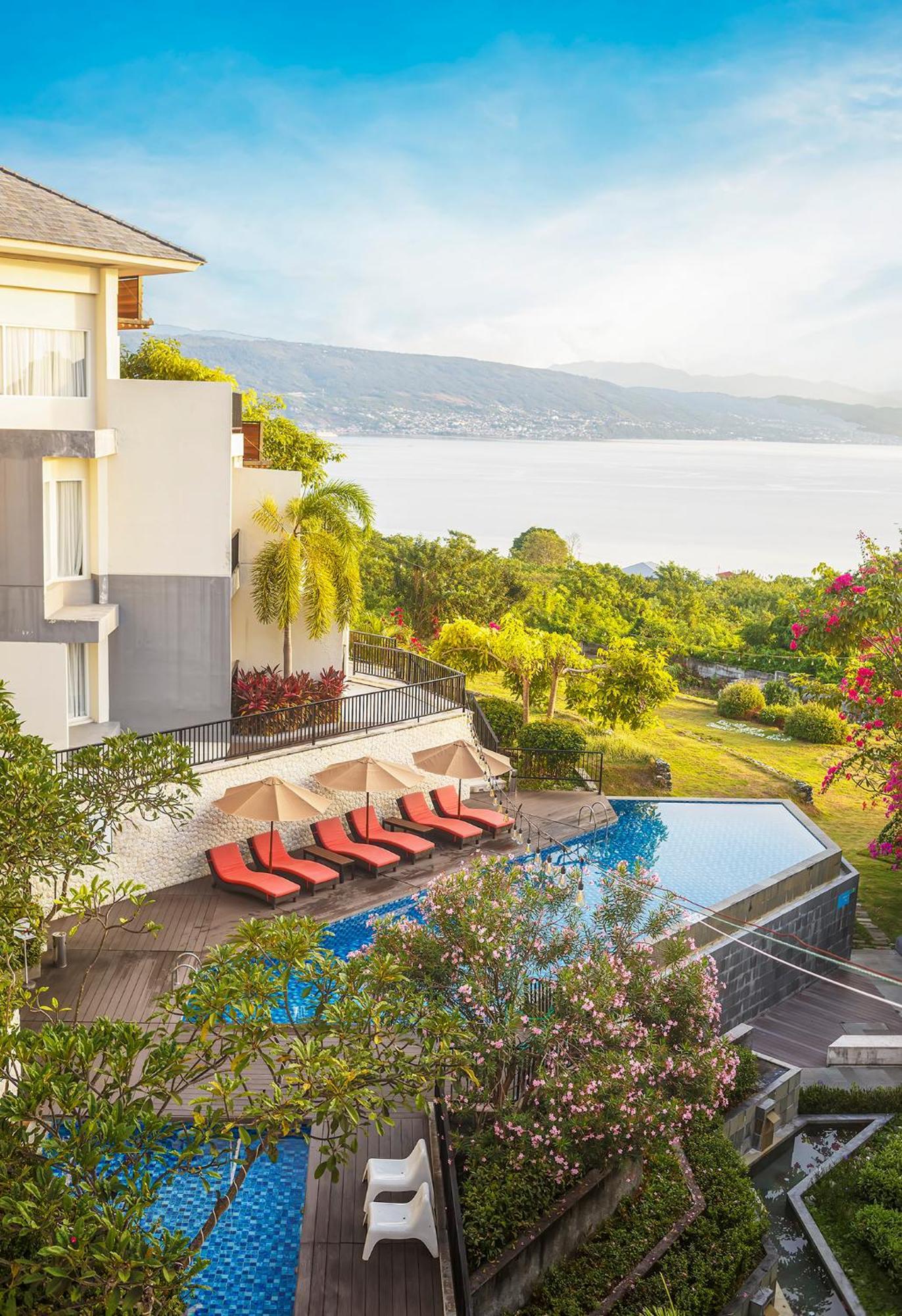 Swiss-Belinn Luwuk Exteriör bild
